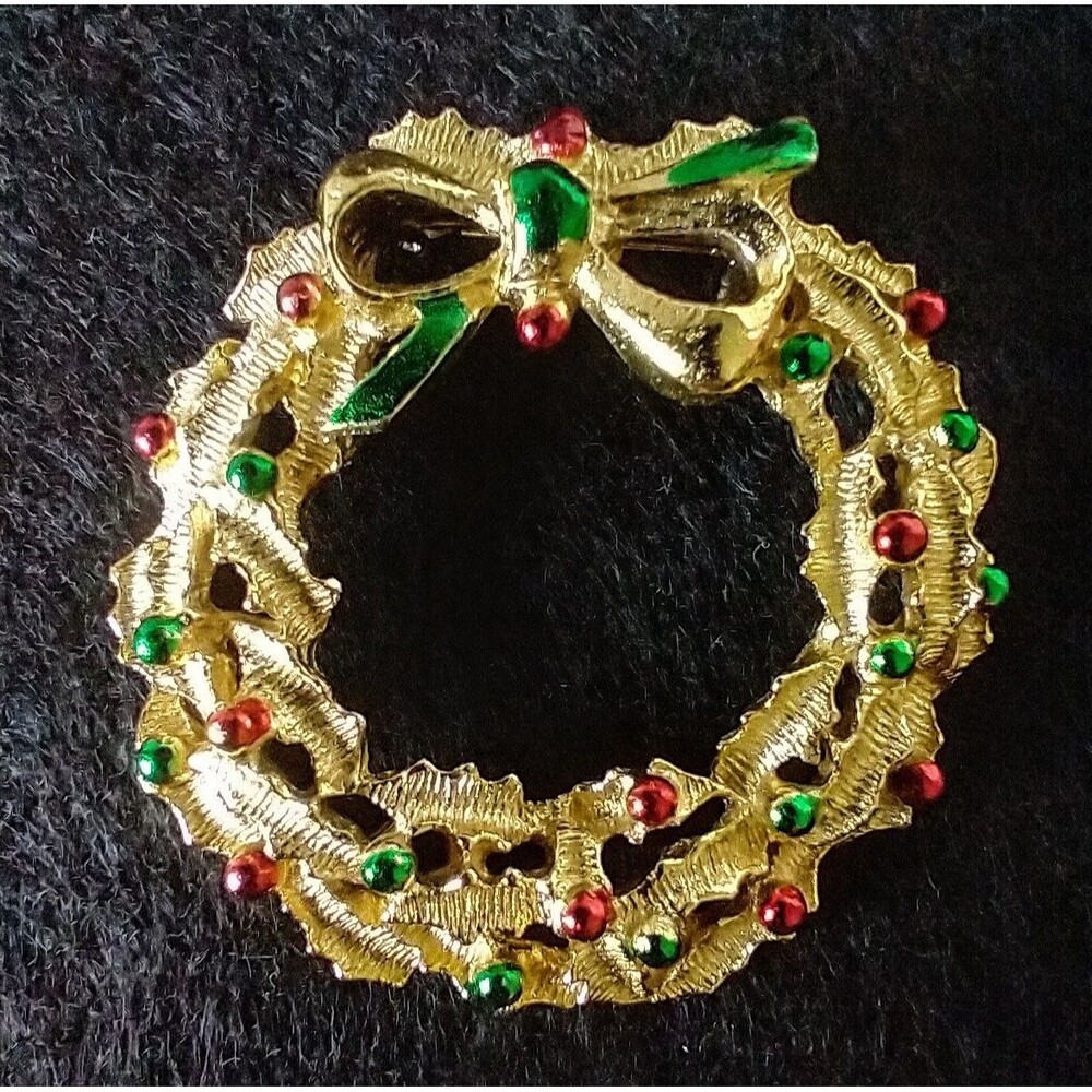 Christmas Wreath Signed Gerry Gold Red Green  Pin Brooch Vintage